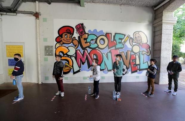 بازگشایی مدارس در دوران کرونا