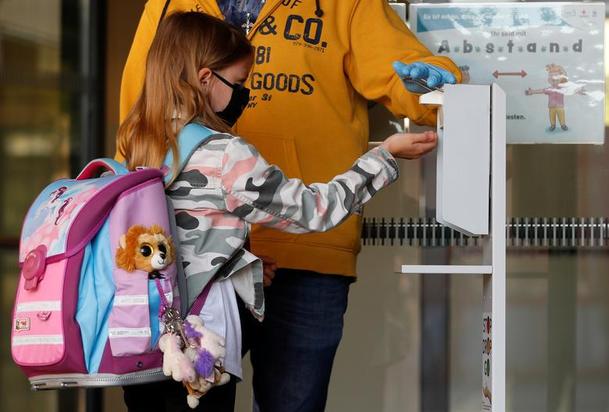 بازگشایی مدارس در دوران کرونا