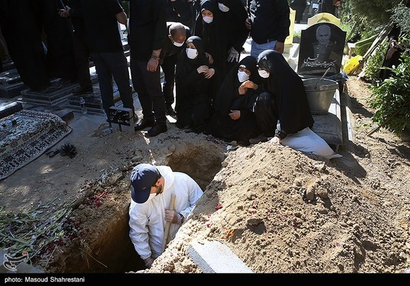 تشییع روح الله رجایی