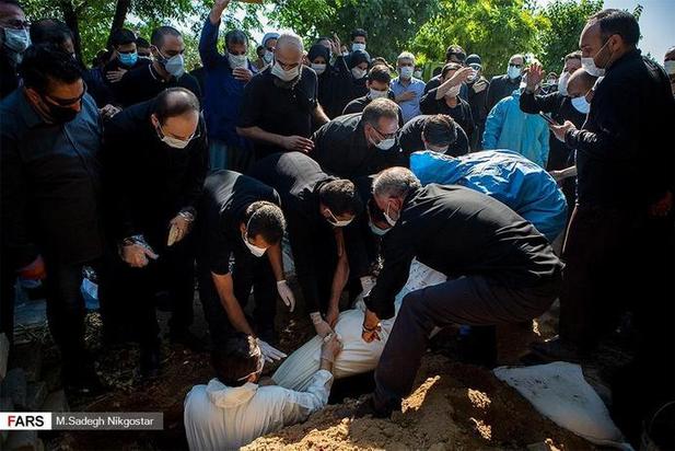 تشییع روح الله رجایی