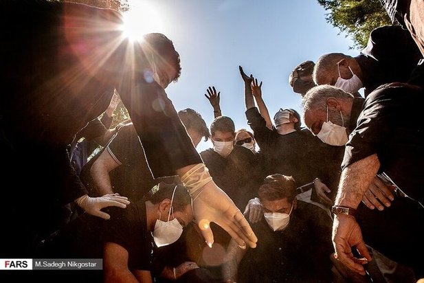 تشییع روح الله رجایی