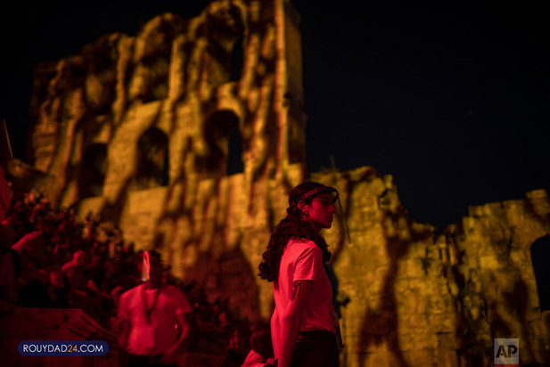 تئاترهای یونان به صحنه می آیند