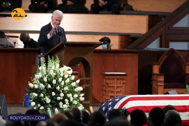 تشییع جنازه جان لوئیس