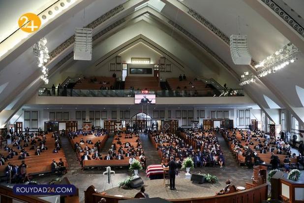 تشییع جنازه جان لوئیس