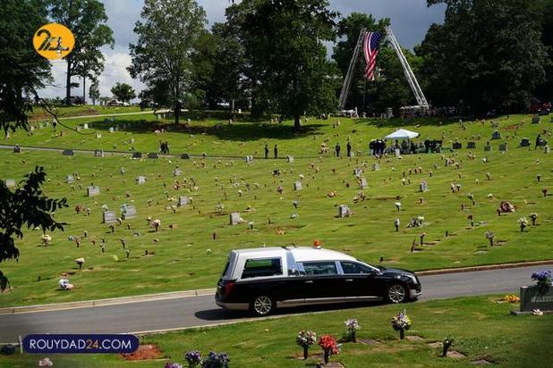 تشییع جنازه جان لوئیس