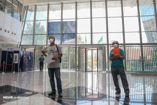 تکاپوی بورس