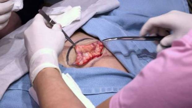 زن دم دار ۲۲ ساله 