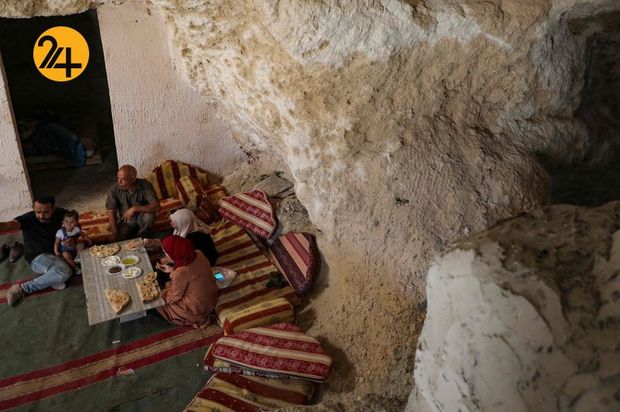 زندگی در غار