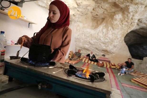 زندگی در غار