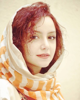 نازنین بیاتی