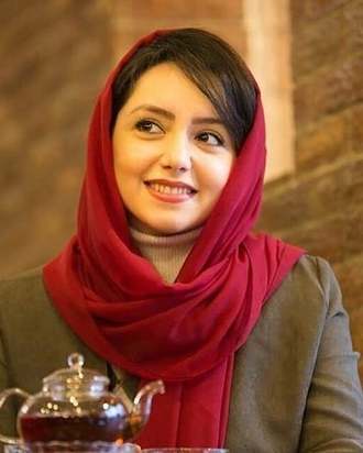 نازنین بیاتی