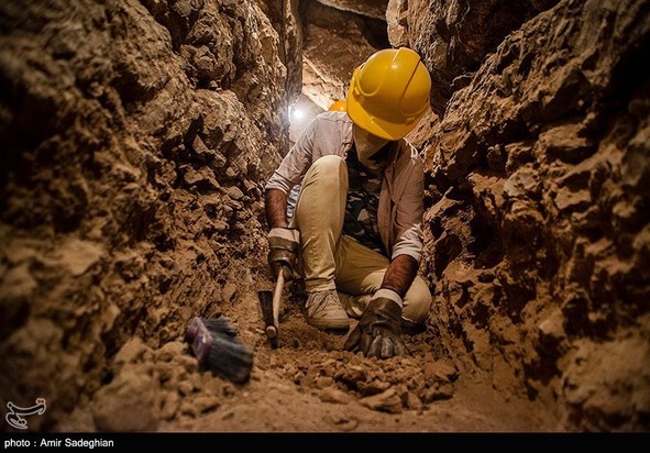 کشف اسکلت انسانی در تخت جمشید