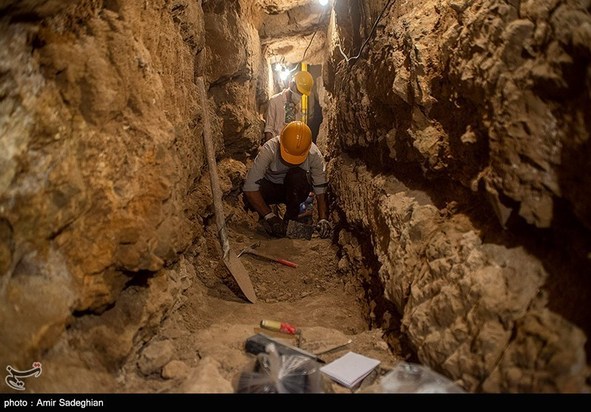 کشف اسکلت انسانی در تخت جمشید