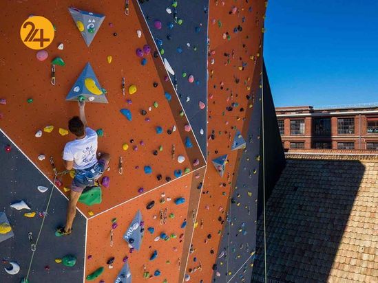 بالا رفتن از دیوار