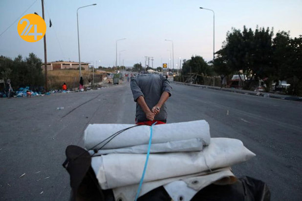 پناهجویان در کمپ‌های موقتی