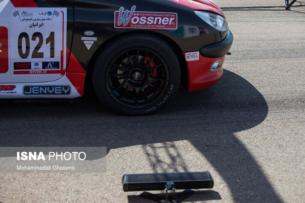 مسابقه اتومبیلرانی