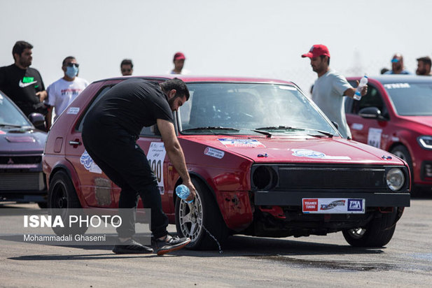 مسابقه اتومبیلرانی