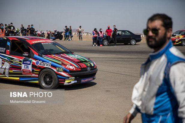 مسابقه اتومبیلرانی