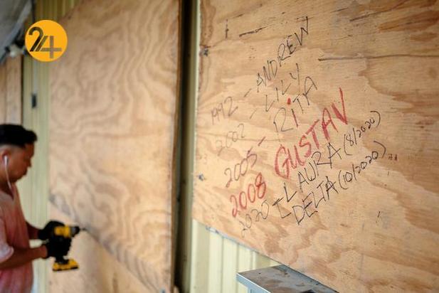 طوفان دلتا خلیج مکزیک را درنوردید