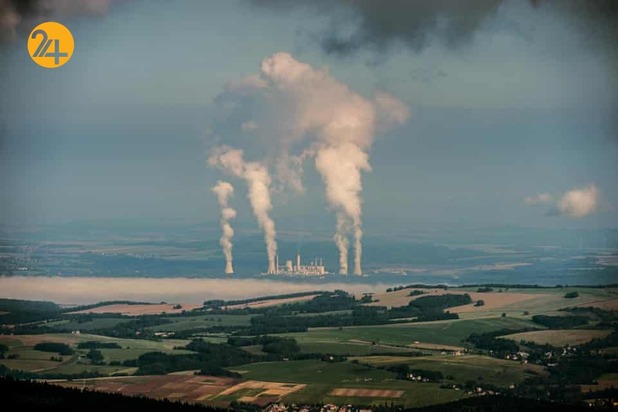 تاثیر تغییر آب و هوا بر کره زمین