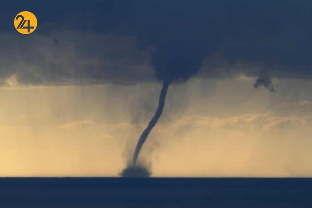 تاثیر تغییر آب و هوا بر کره زمین