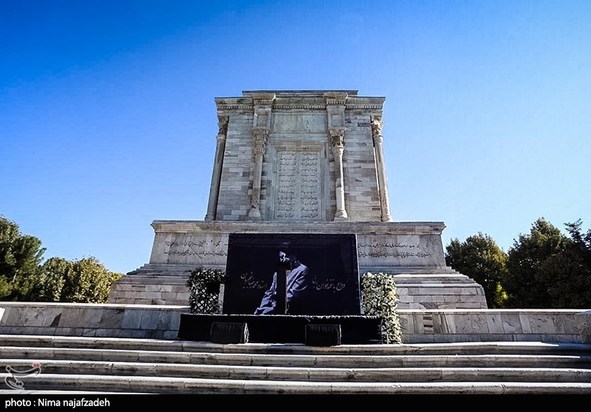 خاکسپاری محمدرضا شجریان