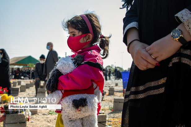 قربانیان کرونا در دل خاک