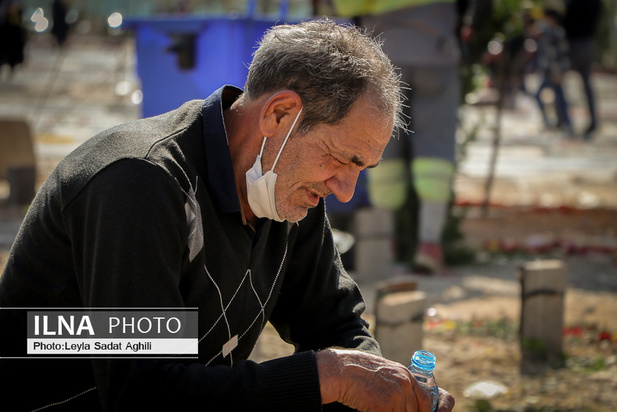 قربانیان کرونا در دل خاک