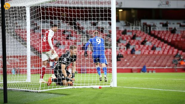 بازی جذاب آرسنال و لستر سیتی