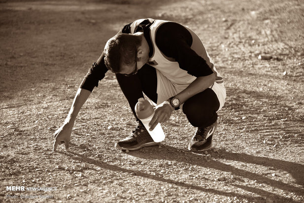 تمرینات دو و میدانی کم بینایان و نابینایان