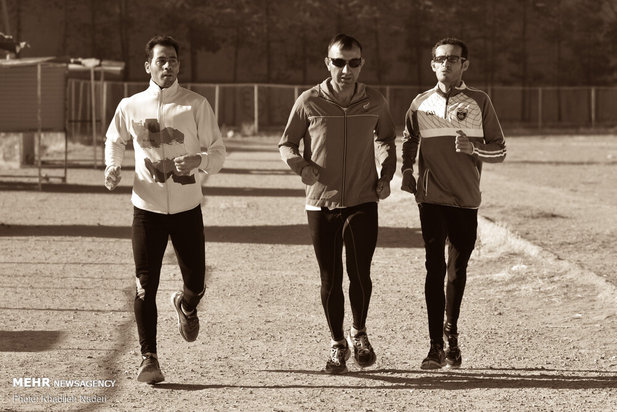 تمرینات دو و میدانی کم بینایان و نابینایان