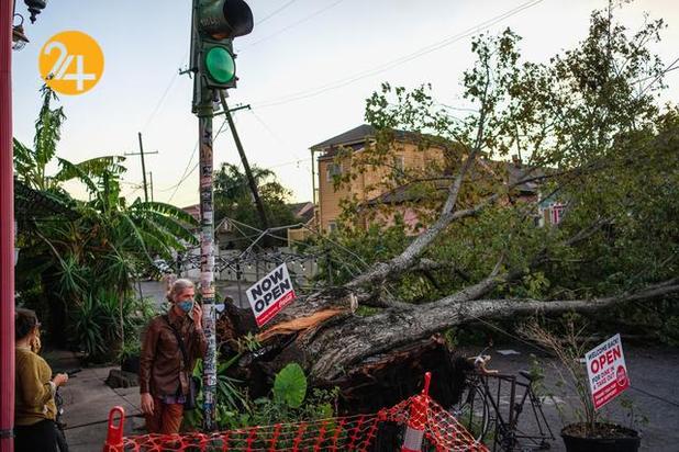 طوفان زتا آمریکا را درنوردید