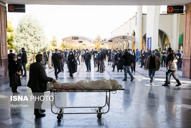 بهشت زهرا در روزهای کرونایی