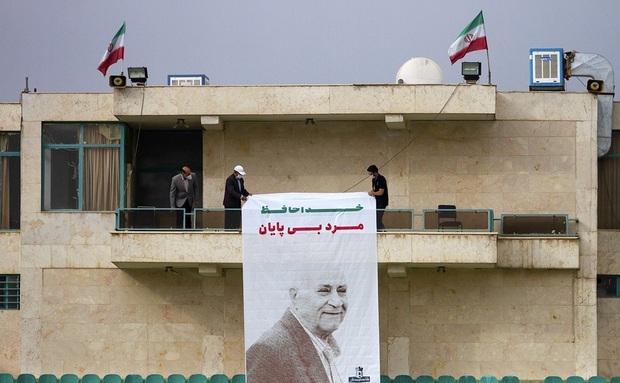 مراسم تشییع پیکر محمود یاوری