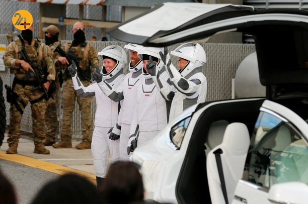 سفر دراگون اسپیس ایکس