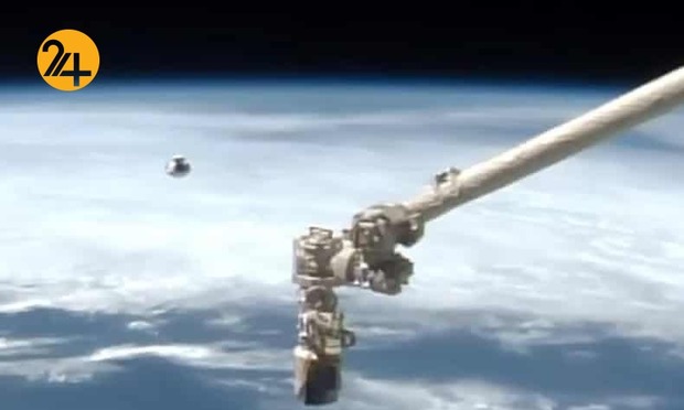 فضاپیمای اسپیس ایکس چهار فضانورد را به فضا برد