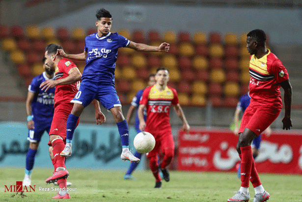 بازی استقلال و فولاد