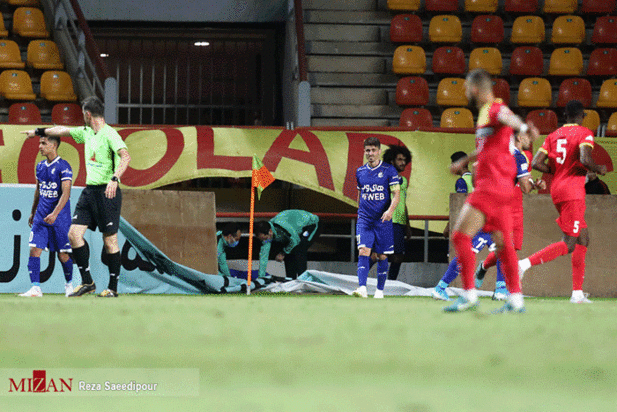 بازی استقلال و فولاد