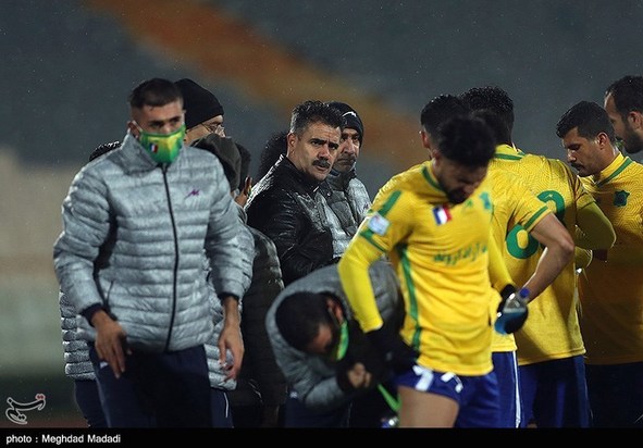 دیدار جذاب پرسپولیس و صنعت نفت آبادان