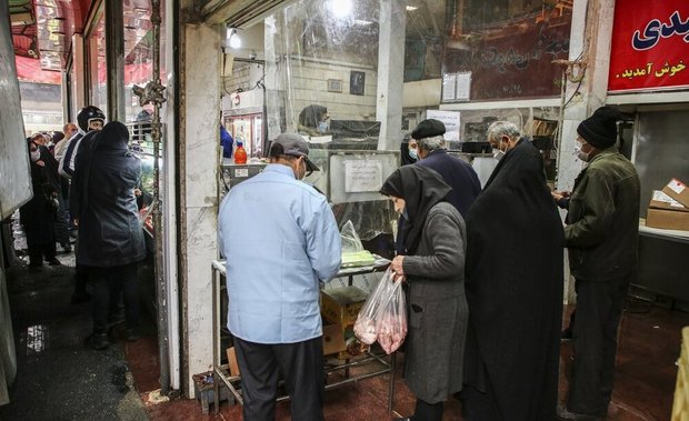 پرواز مرغ از سفره‌های اقشار کم درآمد