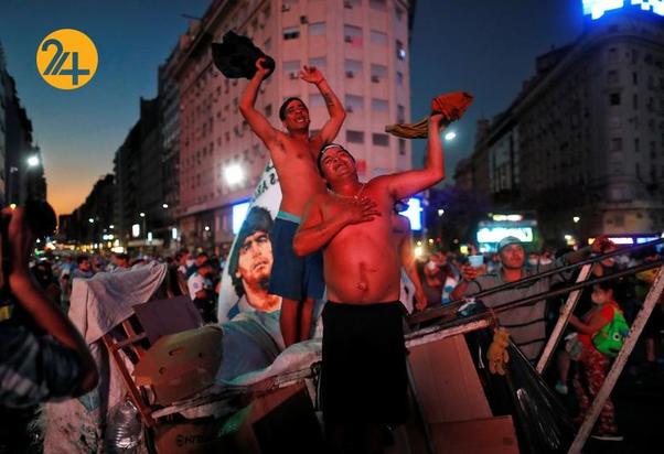 در سوگ مارادونا