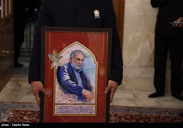 تشییع جنازه محسن فخری‌زاده