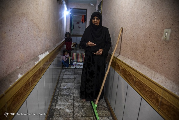 رفع آبگرفتگی اهواز توسط نیروهای مردمی