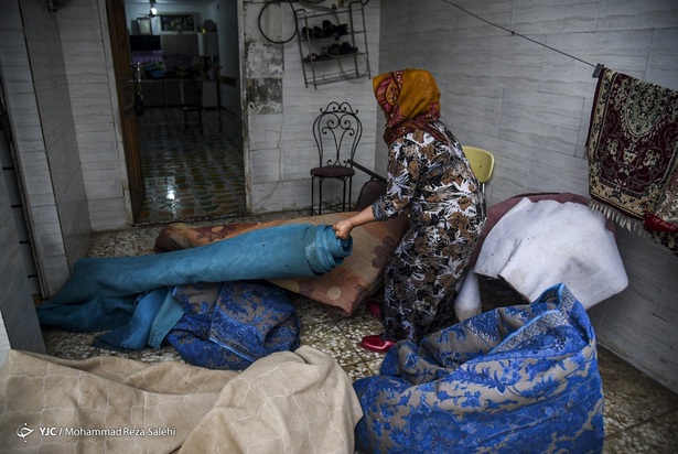 رفع آبگرفتگی اهواز توسط نیروهای مردمی