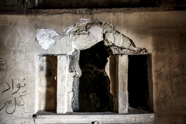 پشت پرده میدان نقش جهان