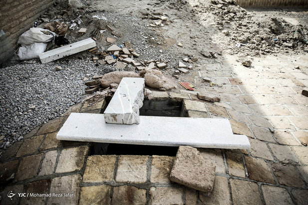 پشت پرده میدان نقش جهان