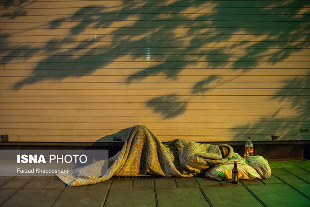 خانه نشینی خیابانی