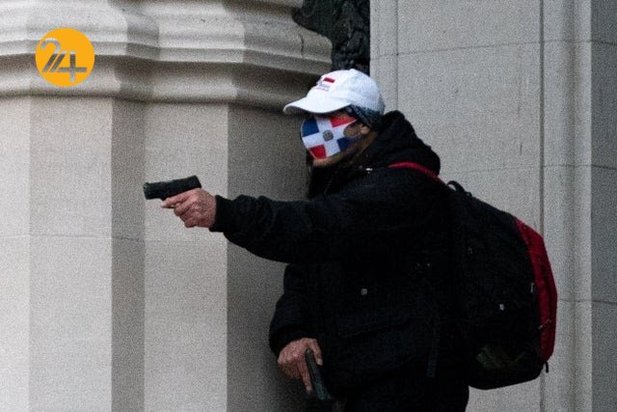 تیراندازی مقابل کلیسای سنت جان نیویورک