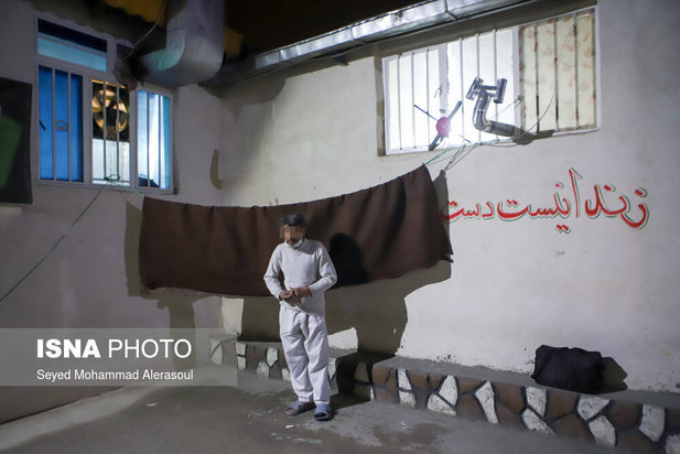 زندگی در گرمخانه