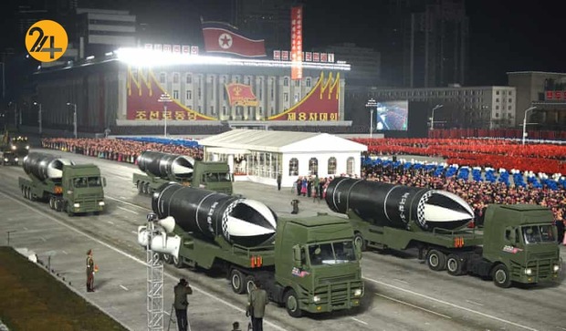 رژه نظامی در کره شمالی با حضور کیم جونگ اون